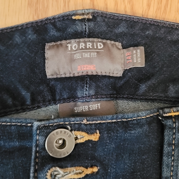 Torrid Jeans - Picture 3 of 4